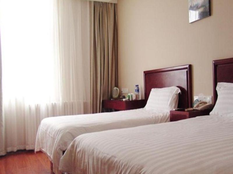 Greentree Inn Tianjin West Railway Station Stage Hotel Exterior photo